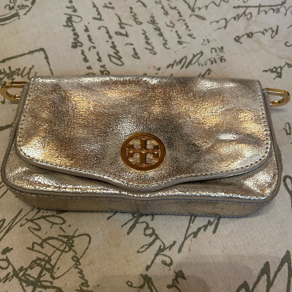 Gold crackled leather Tory Burch clutch